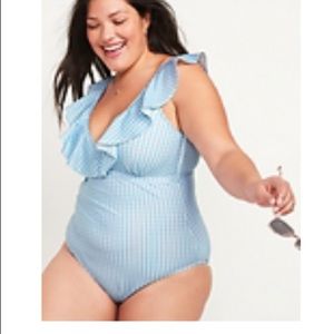 Plus Size One Piece Swimsuit with Underwire